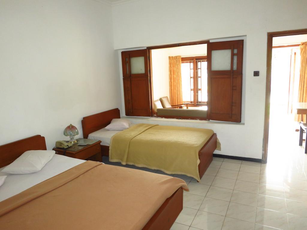 Hotel Selecta Batu  Exterior photo